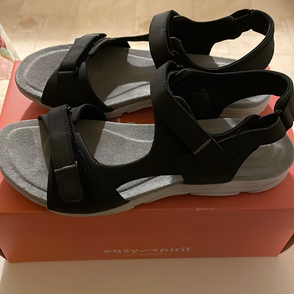Easy Spirit Sandals